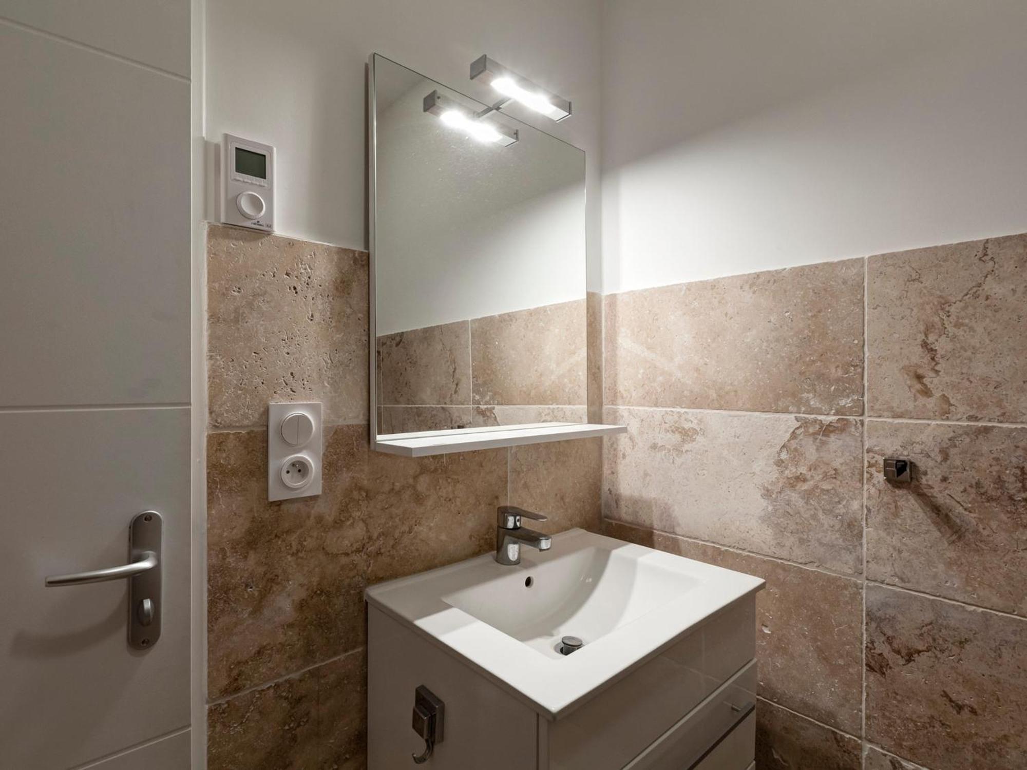 Appartement Neuf 2* Au Centre De Brides Avec Terrasse, Proche Telecabines Et Commerces - Fr-1-512-41 Eksteriør bilde