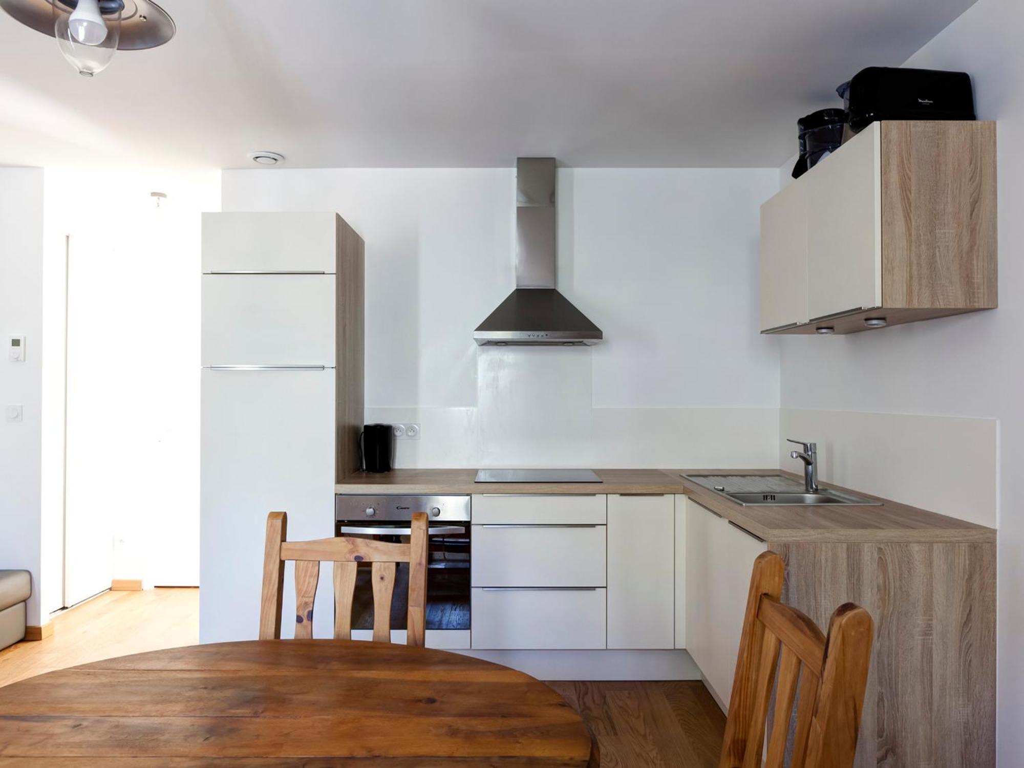 Appartement Neuf 2* Au Centre De Brides Avec Terrasse, Proche Telecabines Et Commerces - Fr-1-512-41 Eksteriør bilde