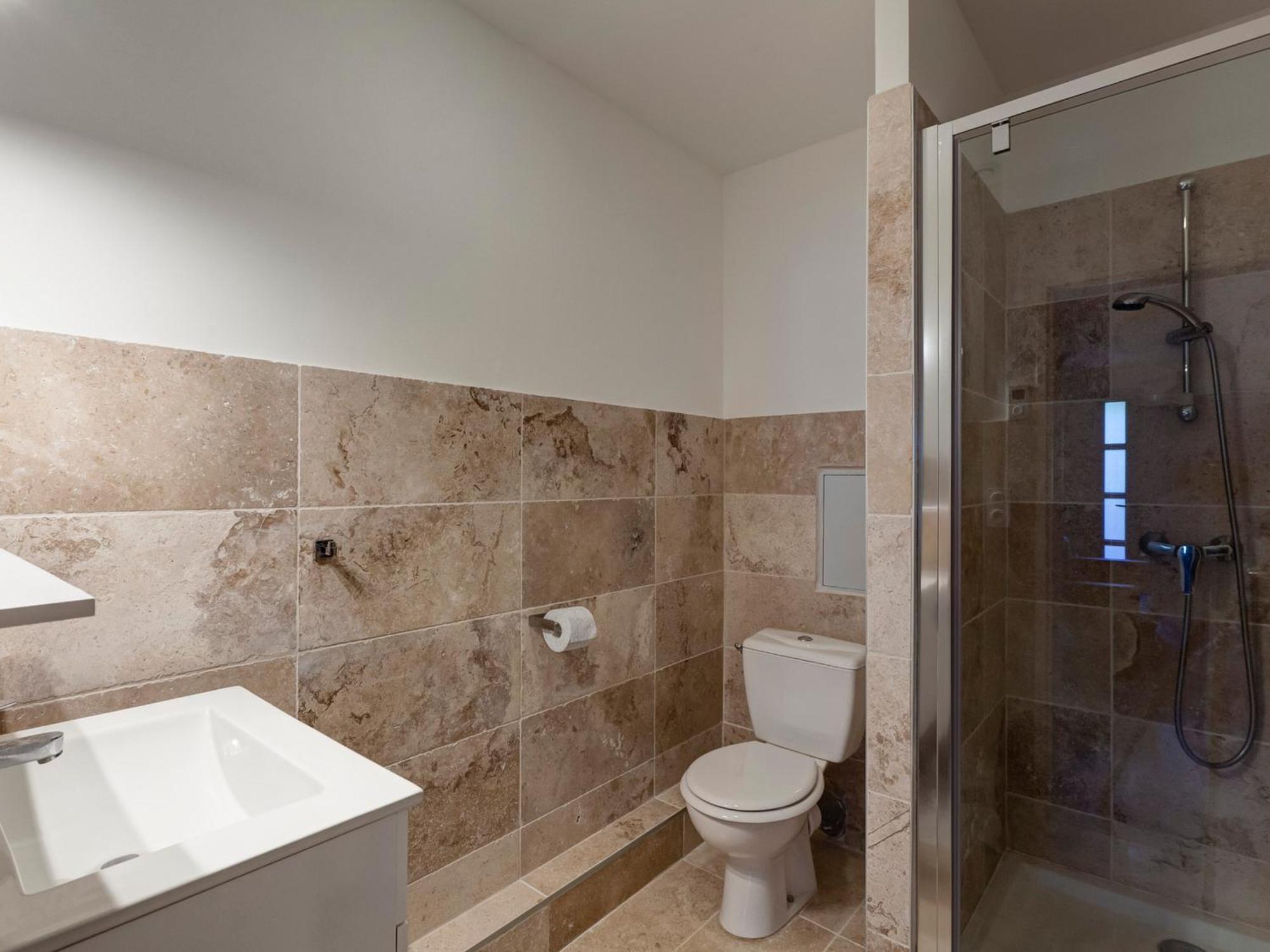 Appartement Neuf 2* Au Centre De Brides Avec Terrasse, Proche Telecabines Et Commerces - Fr-1-512-41 Eksteriør bilde
